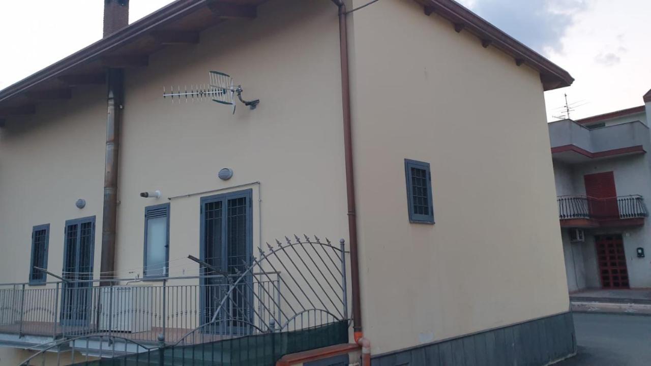 Un Mondo Di Coccole Santa Maria La Carità Exterior photo